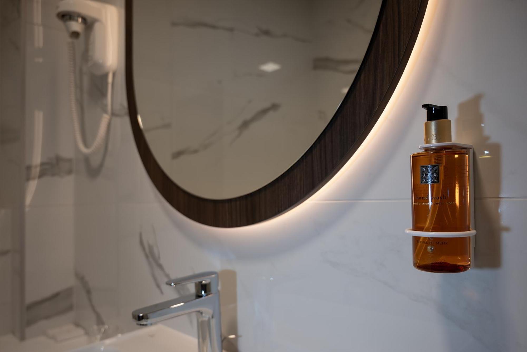 Diamond Hotel Ζάγκρεμπ Εξωτερικό φωτογραφία